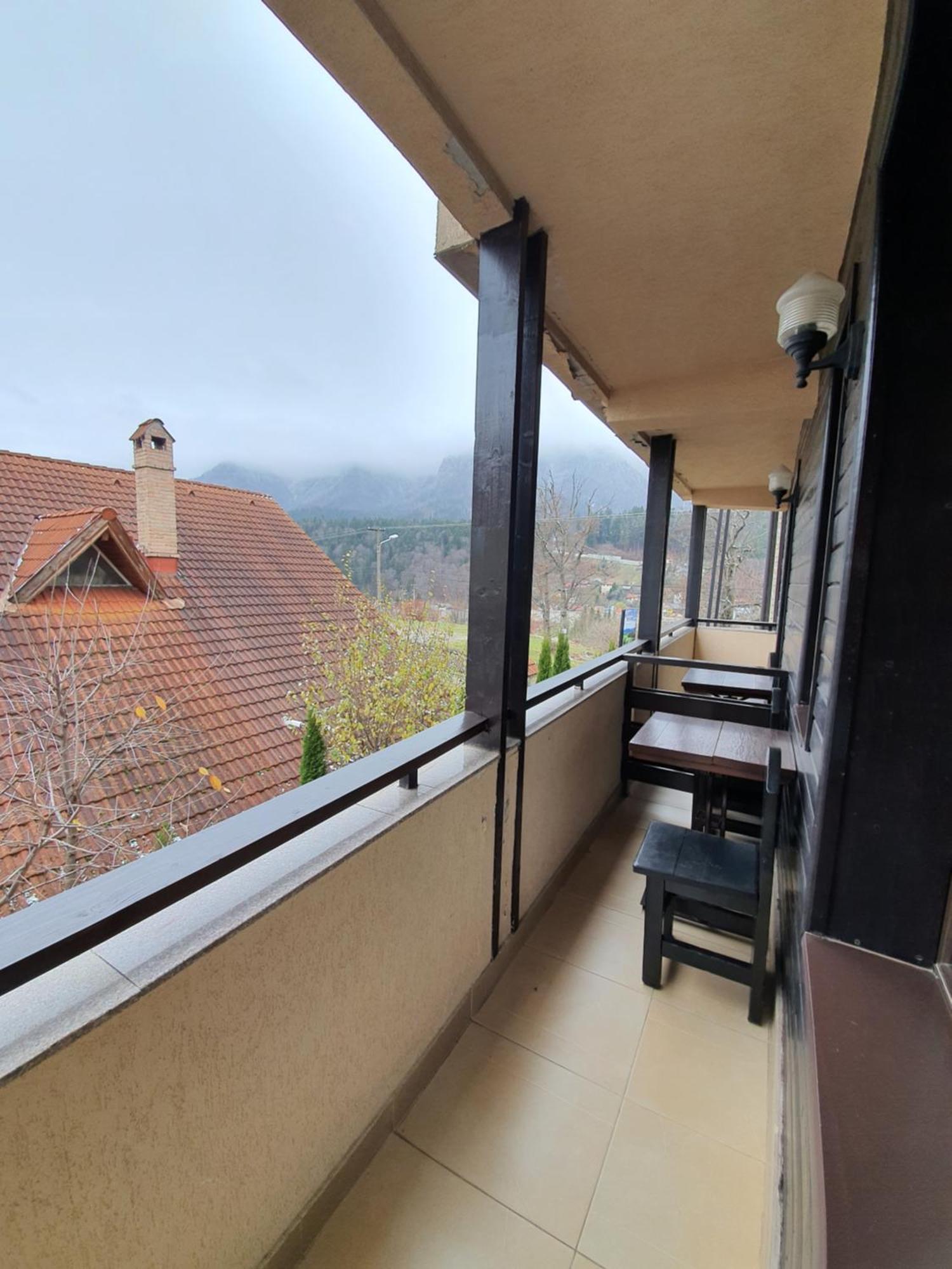 Pensiunea Public House Buşteni 部屋 写真